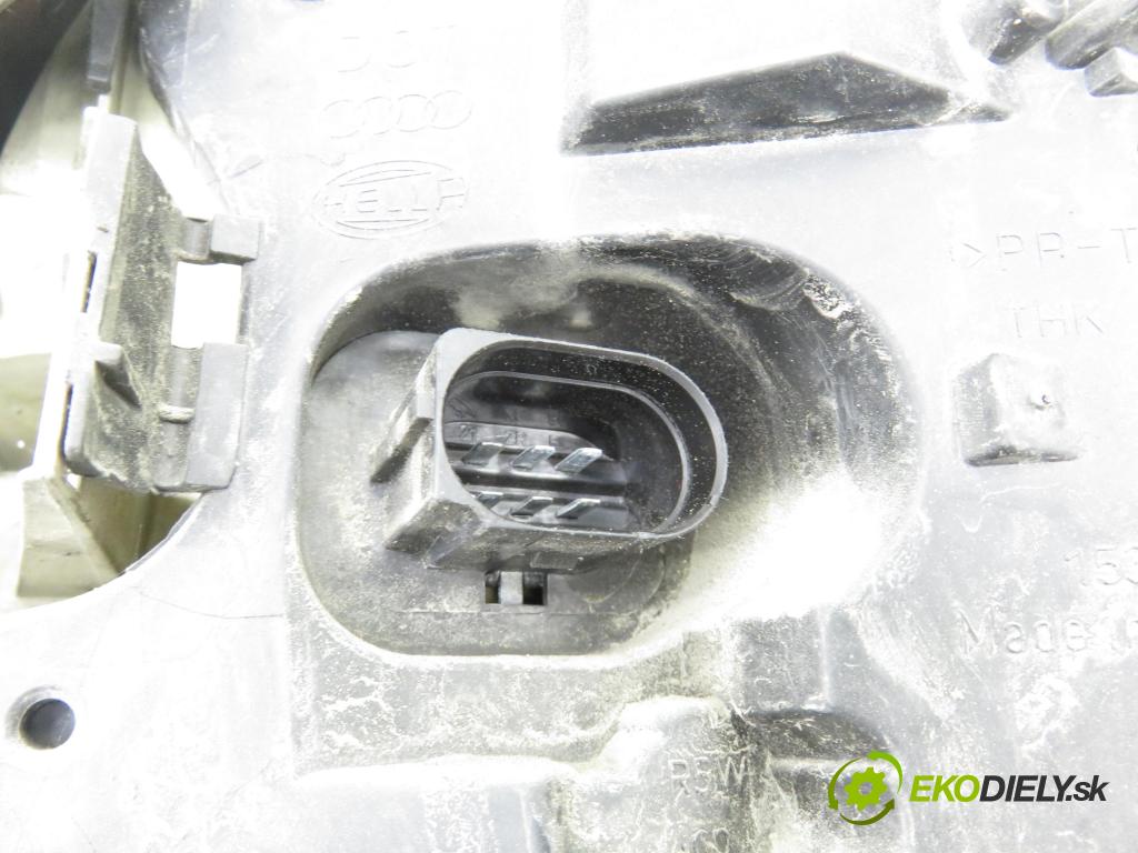 AUDI A4 (8E2, B6) SEDAN 2003 96,00 1.9 TDI PD 130 1896,00 světlo levé zadní 8E0945095C