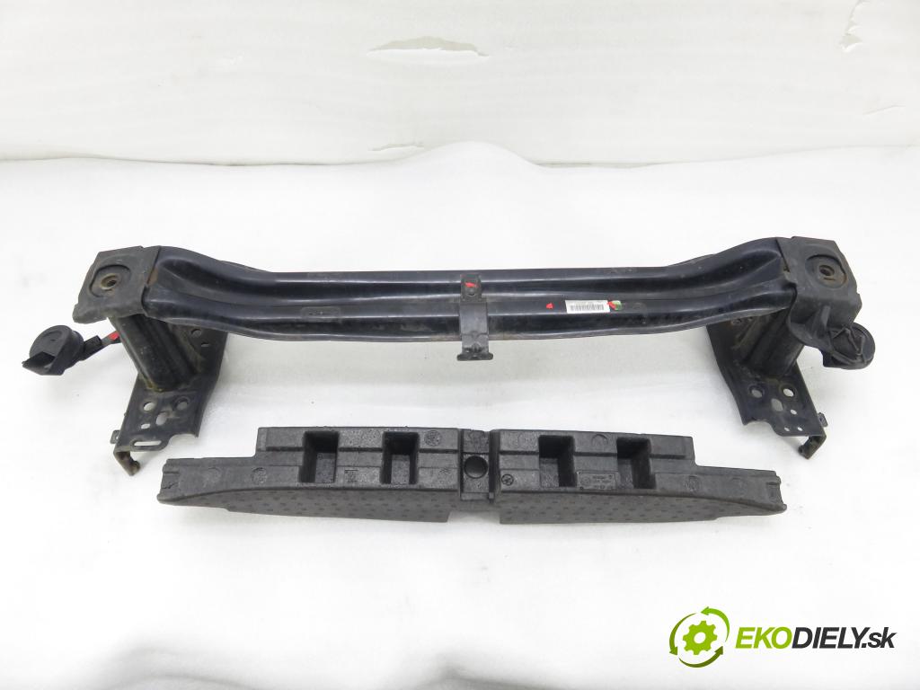 VW TOUAREG (7P5) SUV 2010 245,00 3.0 V6 TSI Hybrid - CGEA 2995,00 Výstuha čelné 7P0807109B
