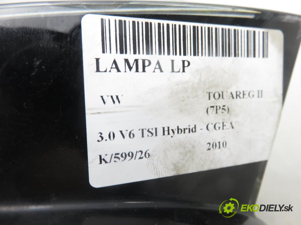 VW TOUAREG (7P5) SUV 2010 245,00 3.0 V6 TSI Hybrid - CGEA 2995,00 Svetlo LP 7P1941033 ; 4H0941329
