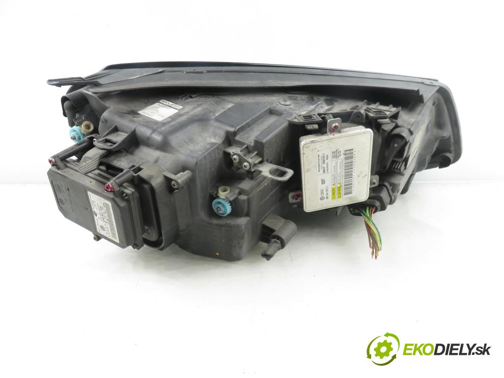 VW TOUAREG (7P5) SUV 2010 245,00 3.0 V6 TSI Hybrid - CGEA 2995,00 Svetlo LP 7P1941033 ; 4H0941329