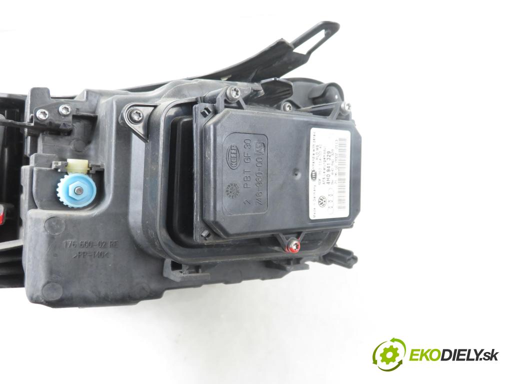 VW TOUAREG (7P5) SUV 2010 245,00 3.0 V6 TSI Hybrid - CGEA 2995,00 Svetlo PP 7P1941044 ; 8K0941597C ; 4H0941329