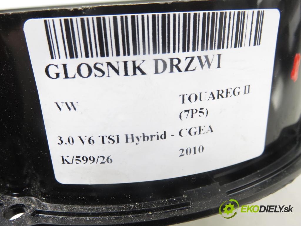 VW TOUAREG (7P5) SUV 2010 245,00 3.0 V6 TSI Hybrid - CGEA 2995,00 reproduktor Dvere 7P6035454