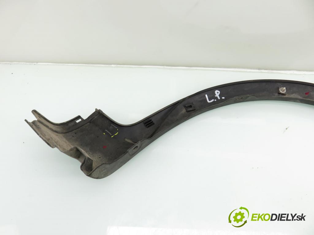 SUZUKI SX4 (EY, GY) CROSSOVER 2008 79,00 1.6 VVT 4x4 (RW 416) 107 - M16A 1586,00 Lišta blatnika LP 7722179J0