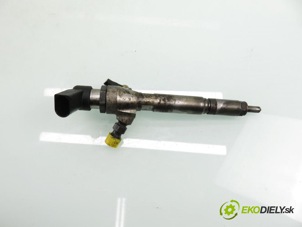 RENAULT MEGANE II Kombi (KM0/1_) KOMBI 2006 78,00 1.5 dCi 106 - K9K 732 1461,00 vstrekovač 8200380253 ; 8200294788 (Vstrekovač paliva)