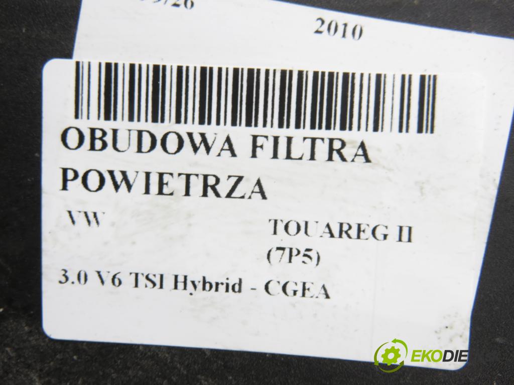 VW TOUAREG (7P5) SUV 2010 245,00 3.0 V6 TSI Hybrid - CGEA 2995,00 Obal filtra vzduchu 7P0129607B (Obal vzduchového filtra)
