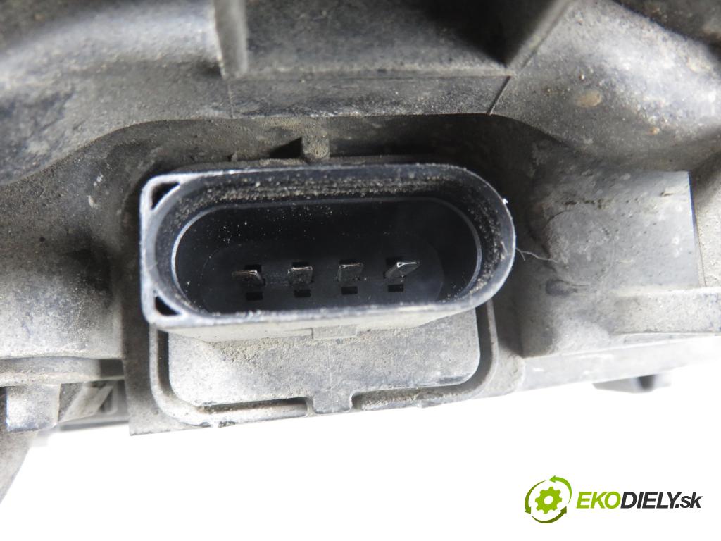 AUDI A3 (8L1) HB 2003 96,00 1.9 TDI PD 130 - ASZ 1896,00 Svetlo LP