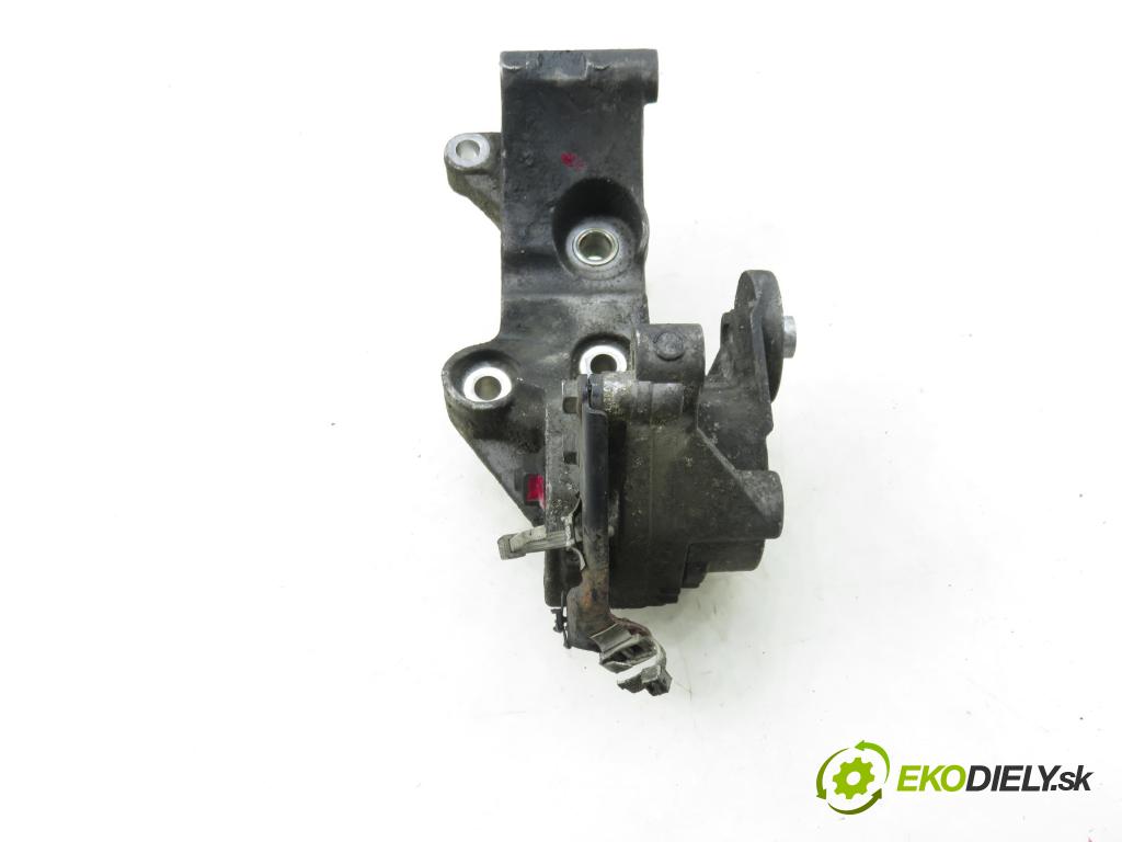 OPEL MERIVA A nadwozie wielkoprzestrzenne (MPV) (X03) HB 2004 74,00 1.7 CDTI 100 - Z 17 DTH 1686,00 Uchytenie alternátora 897264512 ; 897264513