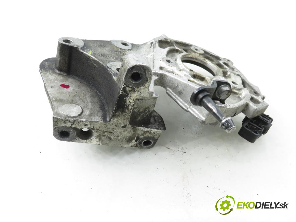 RENAULT SCENIC II (JM0/1_) MINIVAN 2003 88,00 1.9 dCi 120 - F9Q 812 1870,00 Uchytenie pumpy vstrekovacej 8200240204