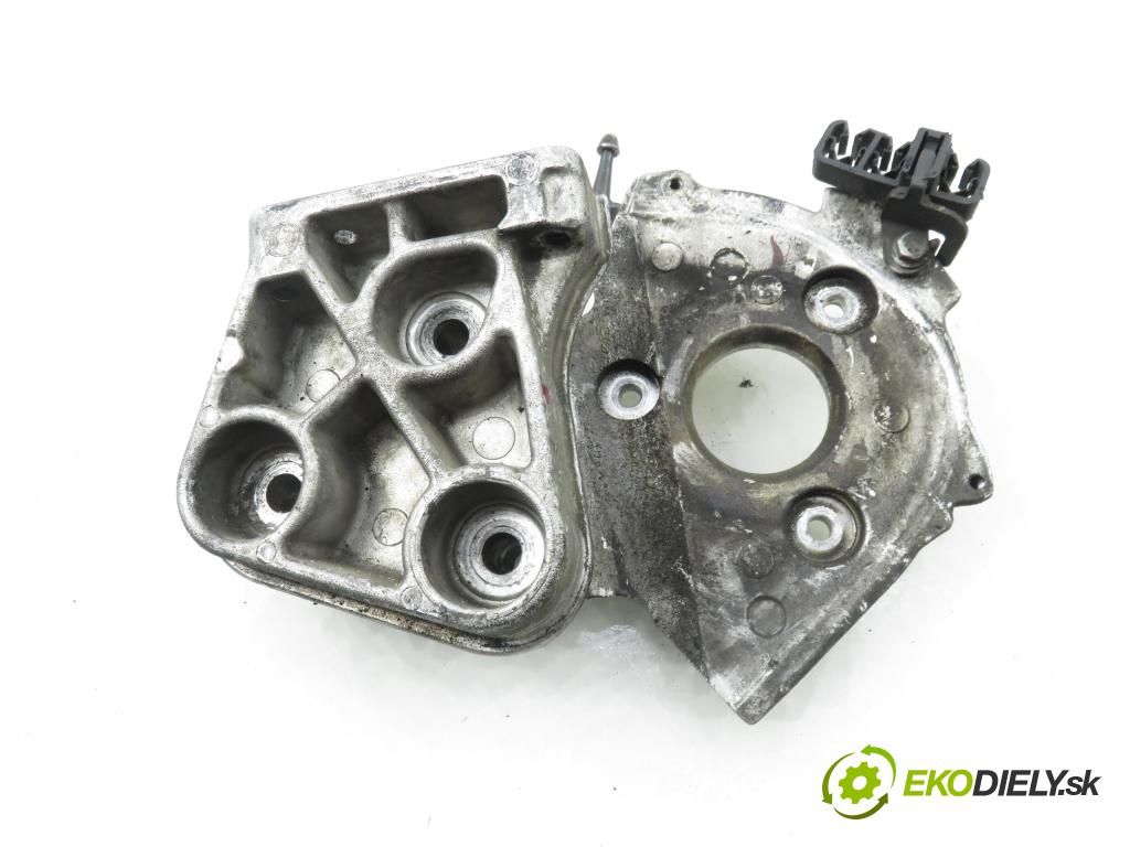 RENAULT SCENIC II (JM0/1_) MINIVAN 2003 88,00 1.9 dCi 120 - F9Q 812 1870,00 Uchytenie pumpy vstrekovacej 8200240204