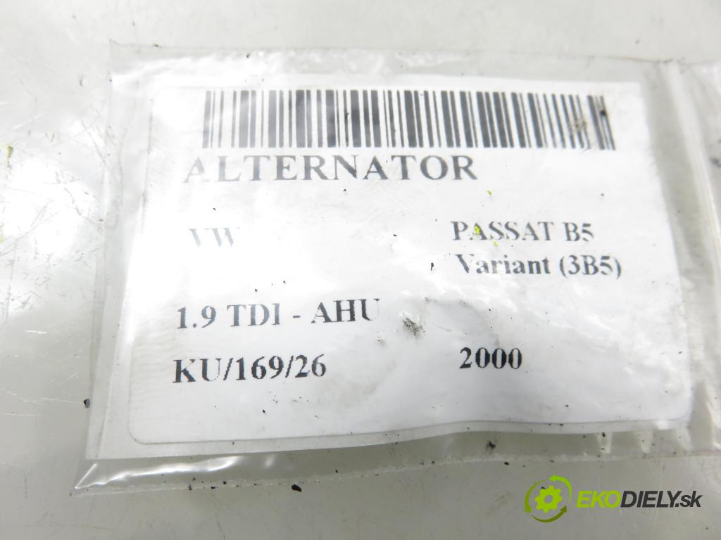 VW PASSAT B5 Variant (3B5) KOMBI 2000 66,00 1.9 TDI 90 - AHU 1896,00 Alternátor 028903029E (Alternátor)