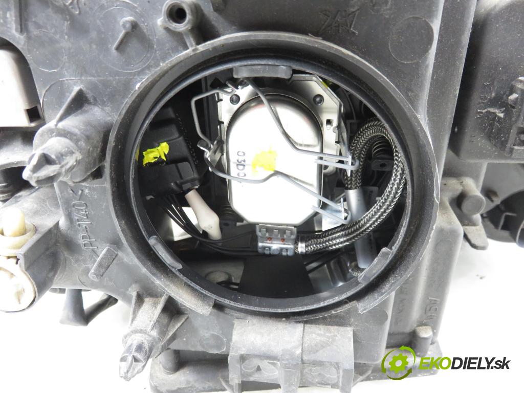VOLVO XC90 I (275) SUV 2005 200,00 T6 AWD - B 6294 T 2922,00 Svetlo LP 30655909