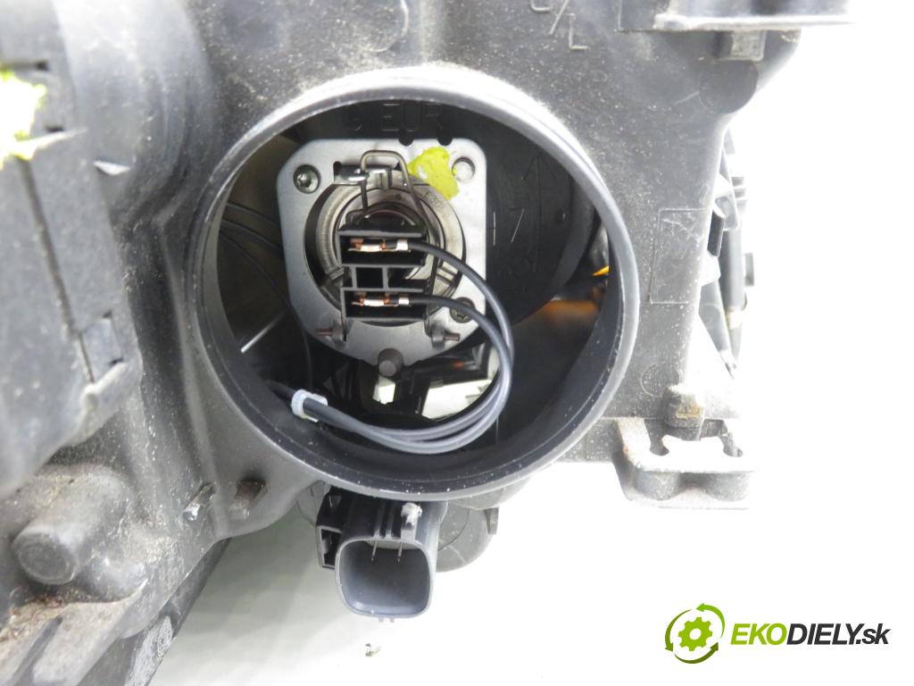 VOLVO XC90 I (275) SUV 2005 200,00 T6 AWD - B 6294 T 2922,00 Svetlo LP 30655909
