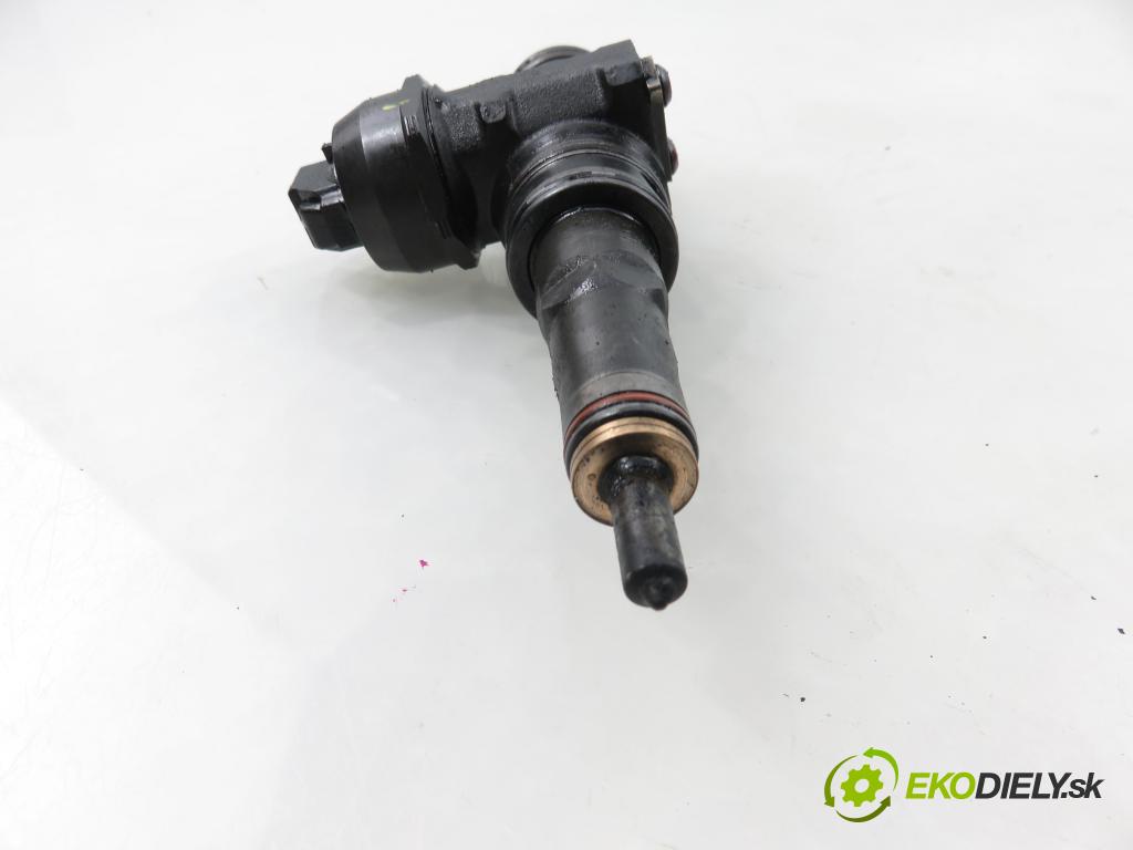 AUDI A3 (8L1) HB 2003 96,00 1.9 TDI PD 130 - ASZ 1896,00 vstříkovač 038130073AL ; 0414720039 (Vstřikovač paliva)