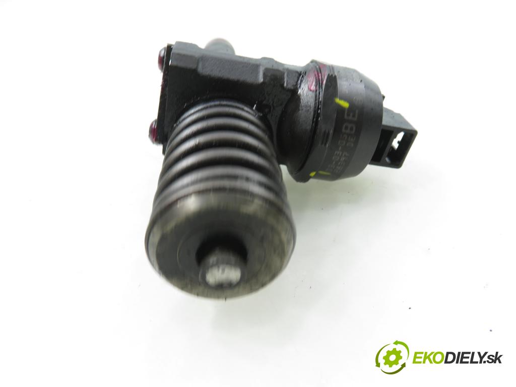 AUDI A3 (8L1) HB 2003 96,00 1.9 TDI PD 130 - ASZ 1896,00 vstříkovač 038130073AL ; 0414720039 (Vstřikovač paliva)