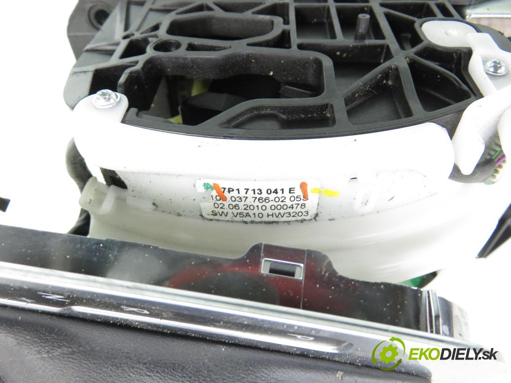 VW TOUAREG (7P5) SUV 2010 245,00 3.0 V6 TSI Hybrid - CGEA 2995,00 ZVEDÁK: 7P1713041E
