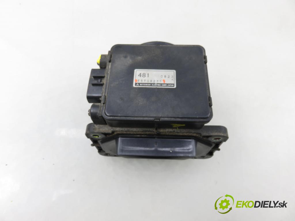 MITSUBISHI PAJERO PININ (H6_W, H7_W) SUV 2002 95,00 2.0 GDI 1999,00 váha vzduchu vzduchu E5T08271