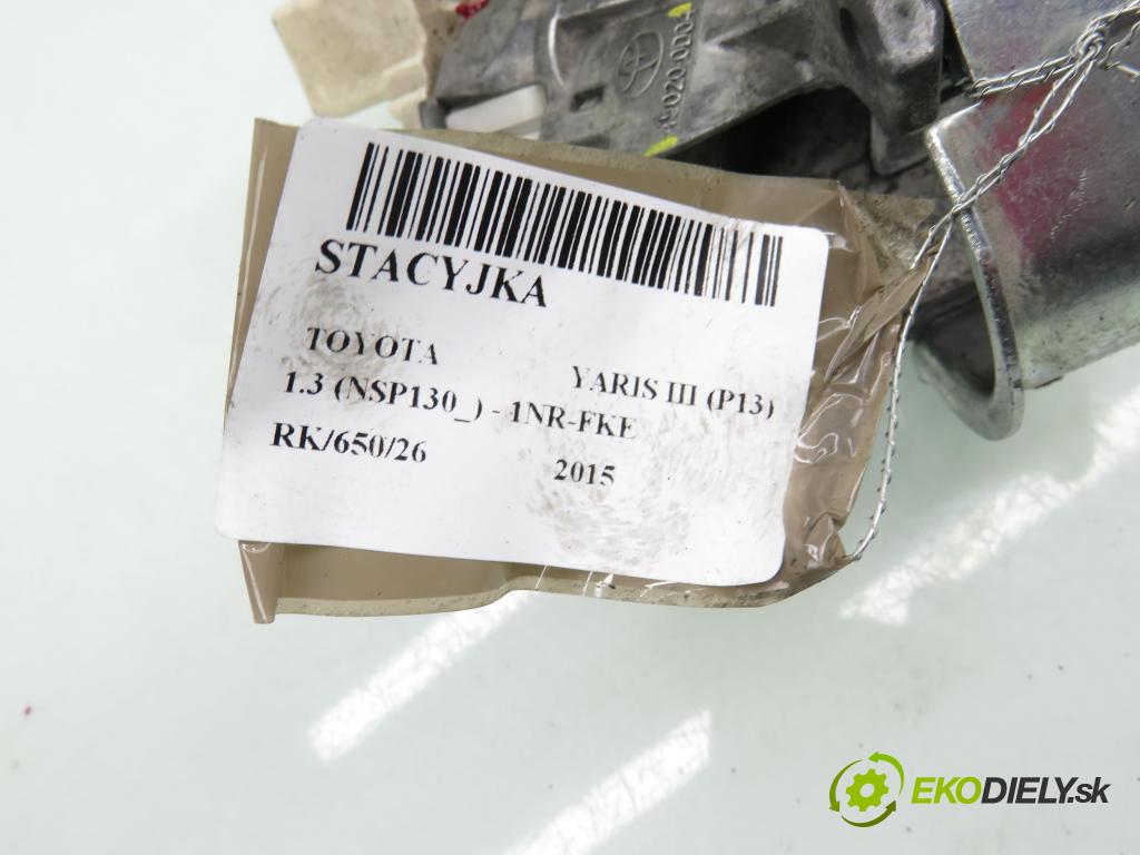 TOYOTA YARIS (_P13_) HB 2015 73,00 1.3 (NSP130_) - 1NR-FKE 1329,00 spinačka 450200D04 ; 8978202010 (Spínacia skrinka)