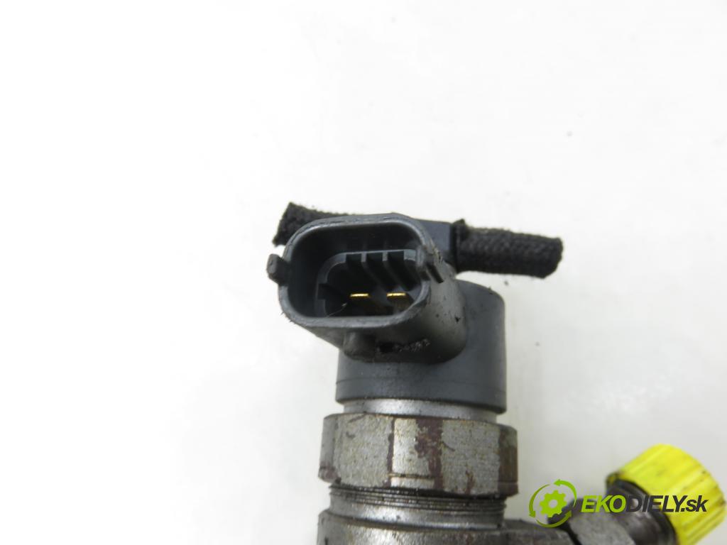 FIAT PANDA Van (169_) HB 2007 51,00 1.3 D Multijet - 188 A8.000 1248,00 vstrekovač 0445110083 (Vstrekovač paliva)