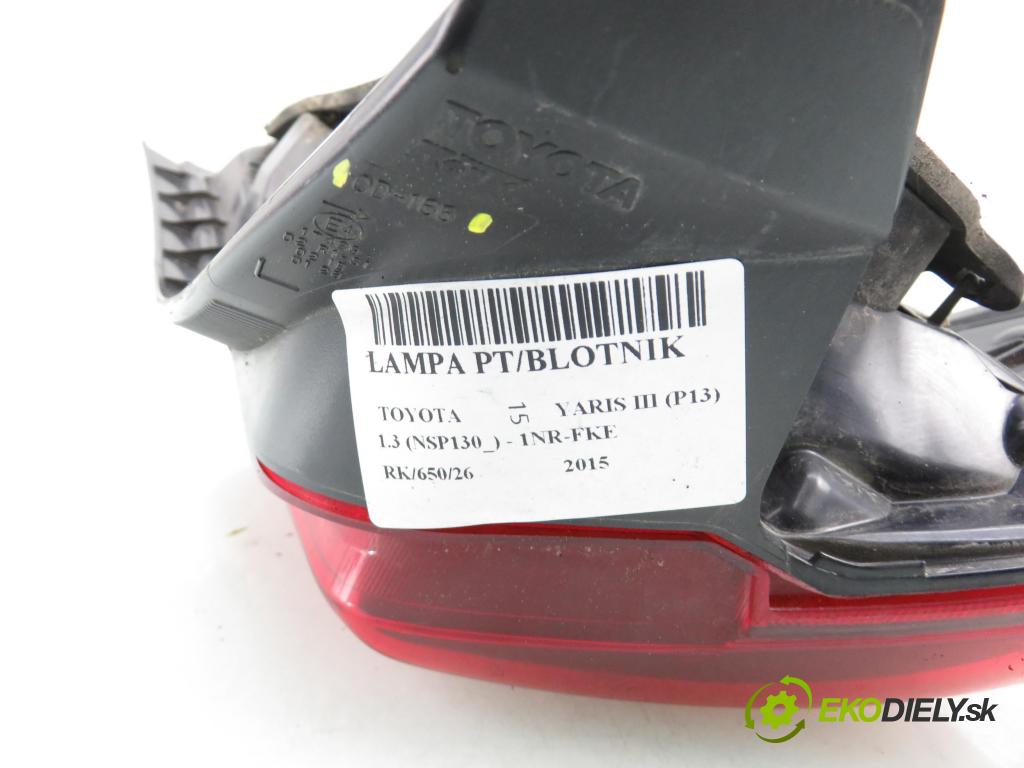 TOYOTA YARIS (_P13_) HB 2015 73,00 1.3 (NSP130_) - 1NR-FKE 1329,00 Svetlo pravé zadné OD166