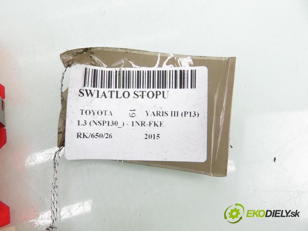 TOYOTA YARIS (_P13_) HB 2015 73,00 1.3 (NSP130_) - 1NR-FKE 1329,00 svetlo bŕzd 815700D151 ; 90000750
