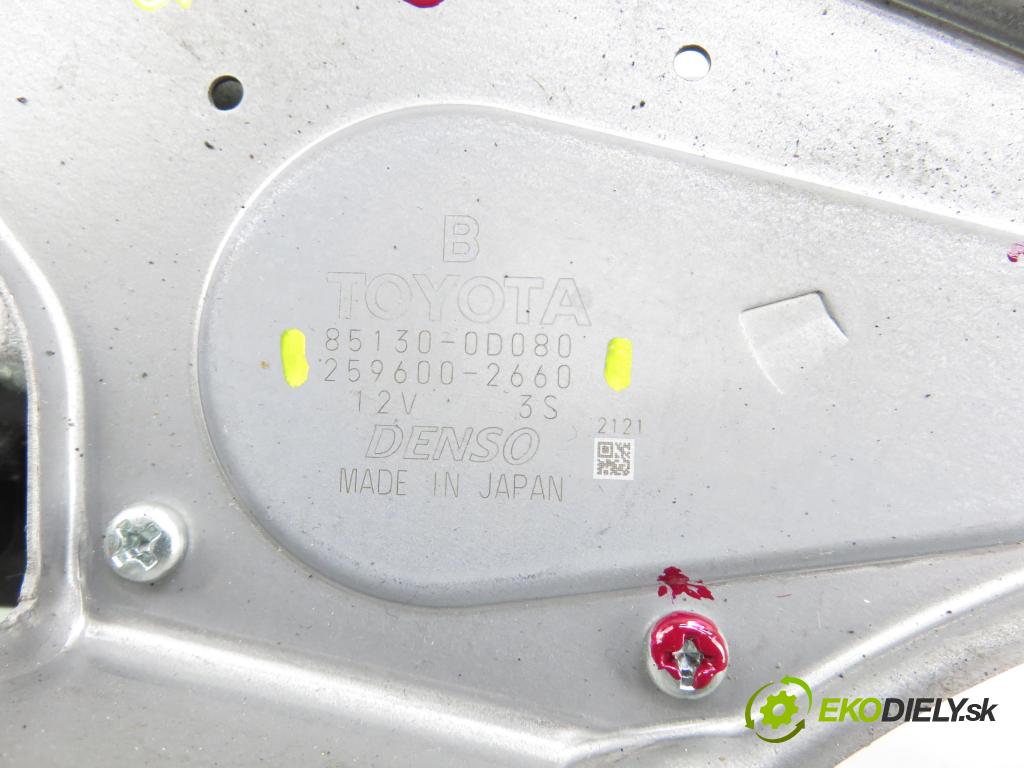 TOYOTA YARIS (_P13_) HB 2015 73,00 1.3 (NSP130_) - 1NR-FKE 1329,00 Motorček stierače zadné 851300D080 ; 2596002660