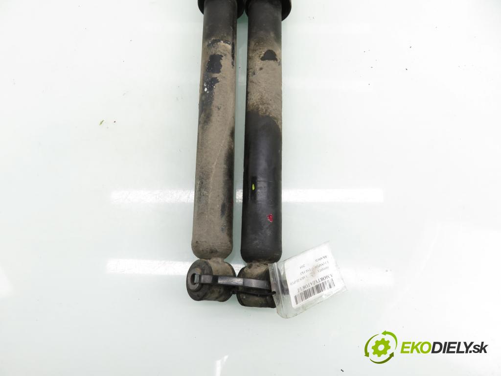 TOYOTA YARIS (_P13_) HB 2015 73,00 1.3 (NSP130_) - 1NR-FKE 1329,00 Tlmič LT 485300DA00