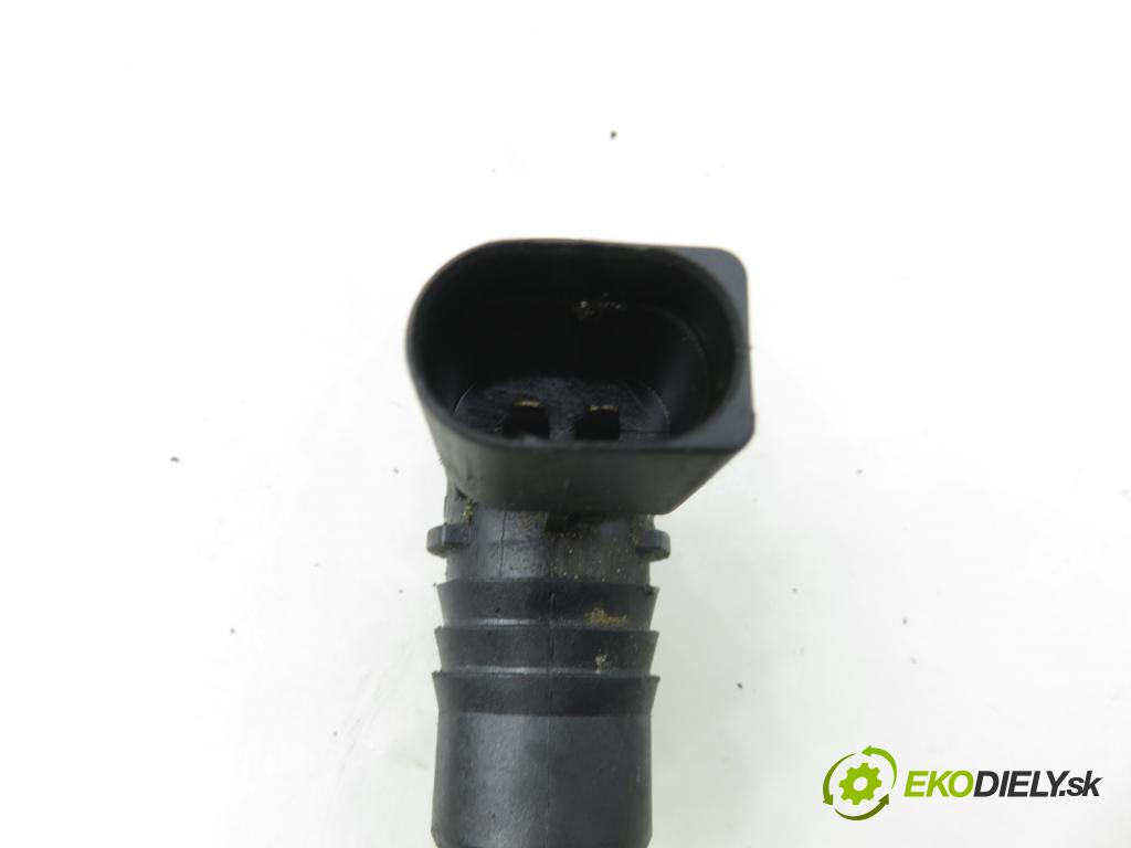AUDI A2 (8Z0) HB 2001 55,00 1.4 - AUA 1390,00 vzduchu 036906391A