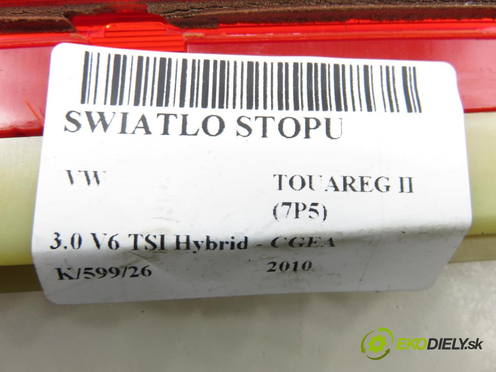 VW TOUAREG (7P5) SUV 2010 245,00 3.0 V6 TSI Hybrid - CGEA 2995,00 SVĚTLO bŕzd 7P6945087A