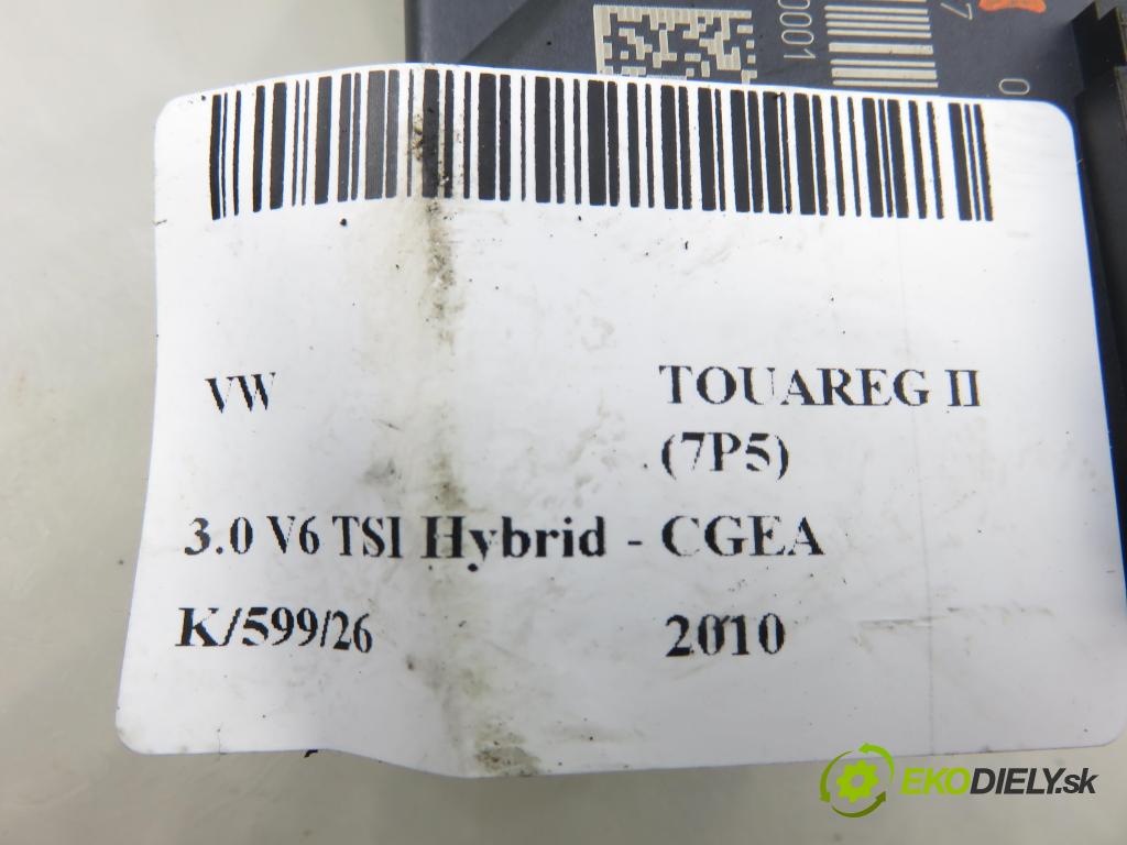 VW TOUAREG (7P5) SUV 2010 245,00 3.0 V6 TSI Hybrid - CGEA 2995,00 řídící jednotka / MODUL INNE 7P6959107