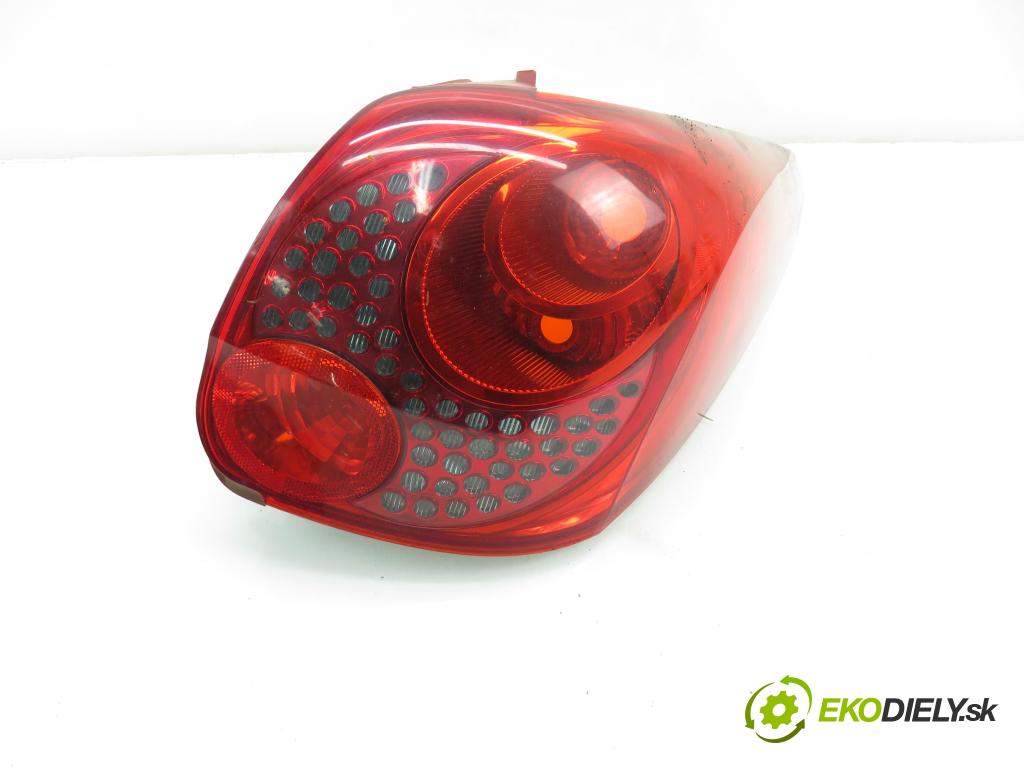 PEUGEOT 207 SW (WK_) KOMBI 2007 88,00 1.6 16V - 5FW (EP6) 1598,00 světlo pravé zadní 9680157980 ; VP7PFX13404A