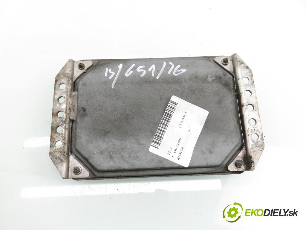 FIAT UNO (146_) HB 1993 42,00 1.0 57-146 C8.000 994,00 Riadiaca jednotka Motor 00465208980 ; 0261204822