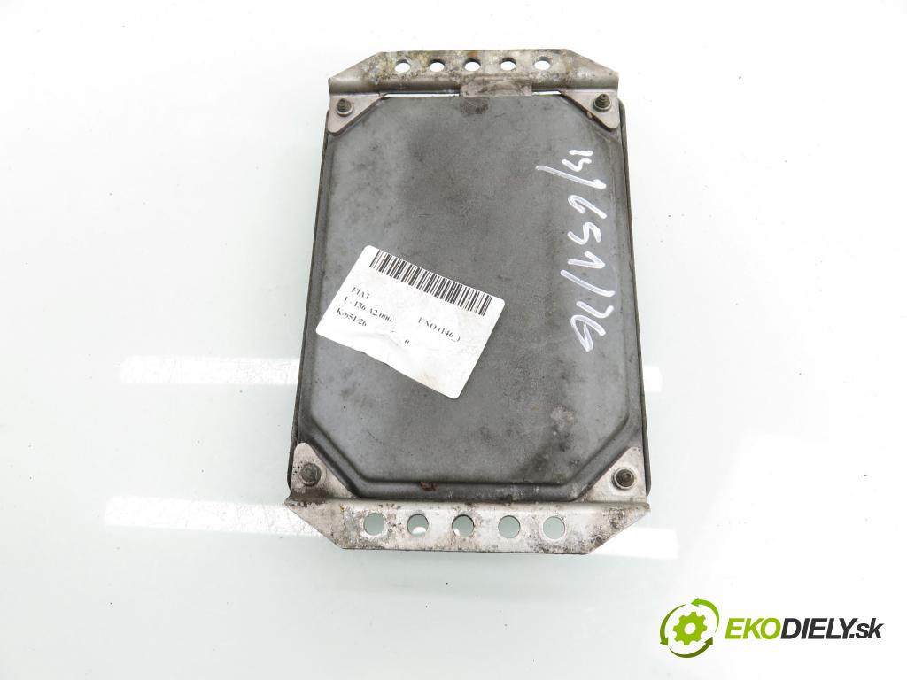 FIAT UNO (146_) HB 1993 42,00 1.0 57-146 C8.000 994,00 Riadiaca jednotka Motor 00465208980 ; 0261204822