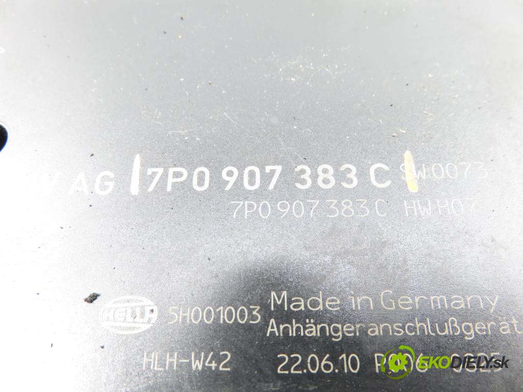 VW TOUAREG (7P5) SUV 2010 245,00 3.0 V6 TSI Hybrid - CGEA 2995,00 řídící jednotka tažného oka 7P0907383C