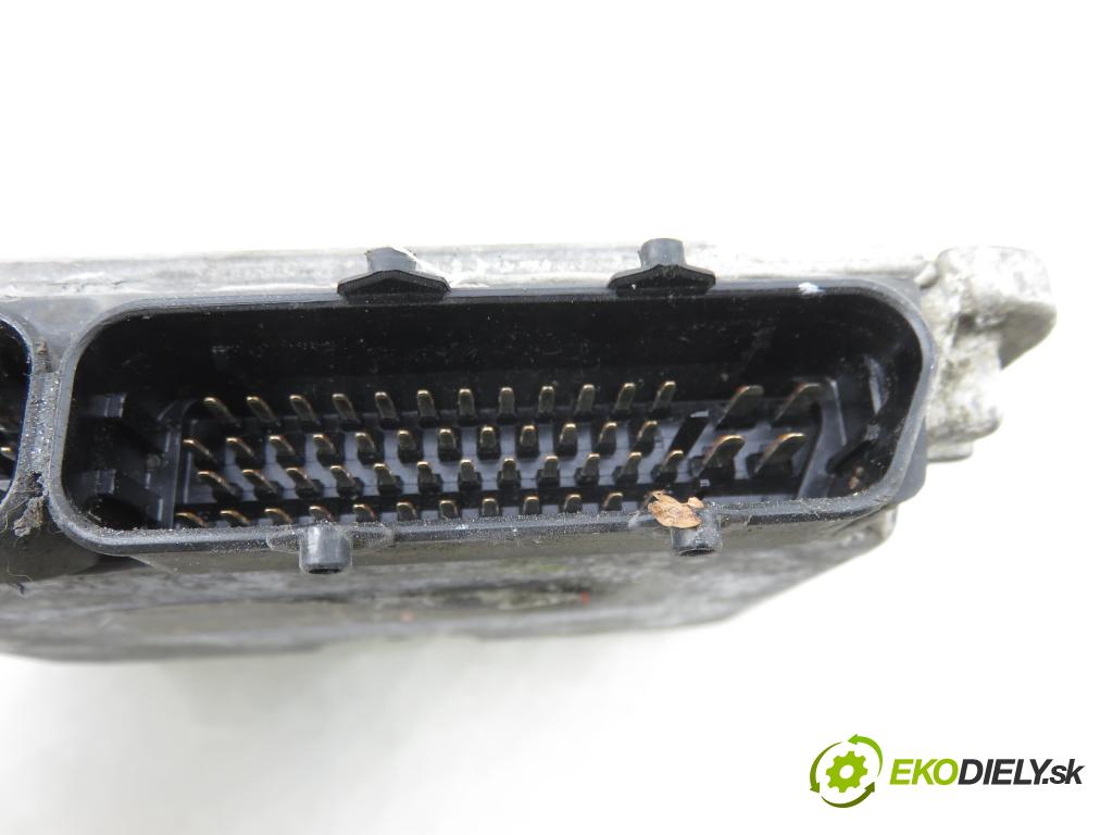 SEAT CORDOBA (6K2) SEDAN 2000 66,00 1.9 TDI - ALH 1896,00 Riadiaca jednotka Motor 0281001914 ; 038906018EC