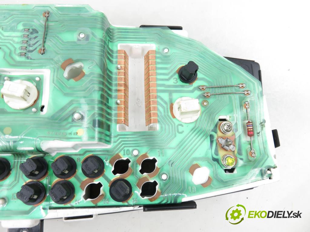 OPEL OMEGA B Kombi (V94) KOMBI 1997 100,00 2.0 16V - X 20 XEV 1998,00 prístrojovka elektrický 90457947 ; 88481650