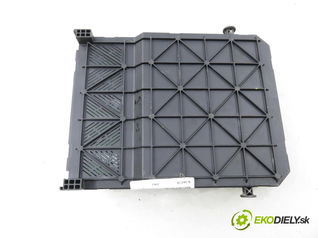 CITROEN BERLINGO FIRST Skrzynia (M_) KOMBIVAN 2003 66,00 2.0 HDI 90 - RHY (DW10TD) 1997,00 MODUL BSI S118085320B ; 9650584580