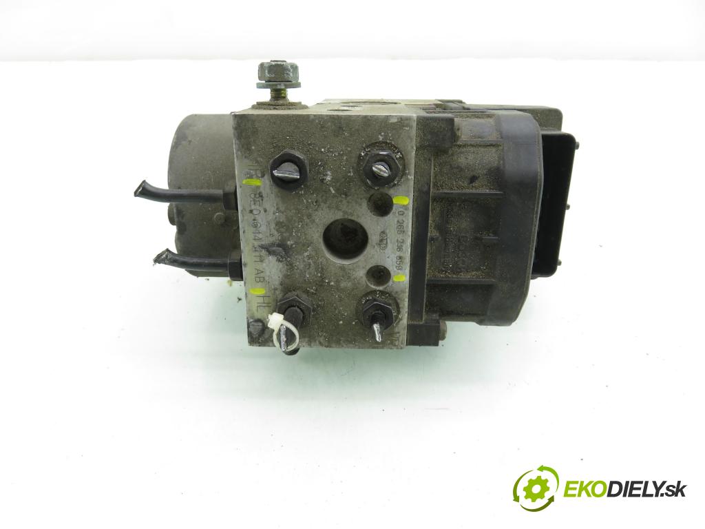VW PASSAT B5 Variant (3B5) KOMBI 1999 92,00 1.8 20V 125 - ADR 1781,00 Pumpa ABS 8E0614111AB ; 0273004281 ; 0265216559 (Pumpa ABS)