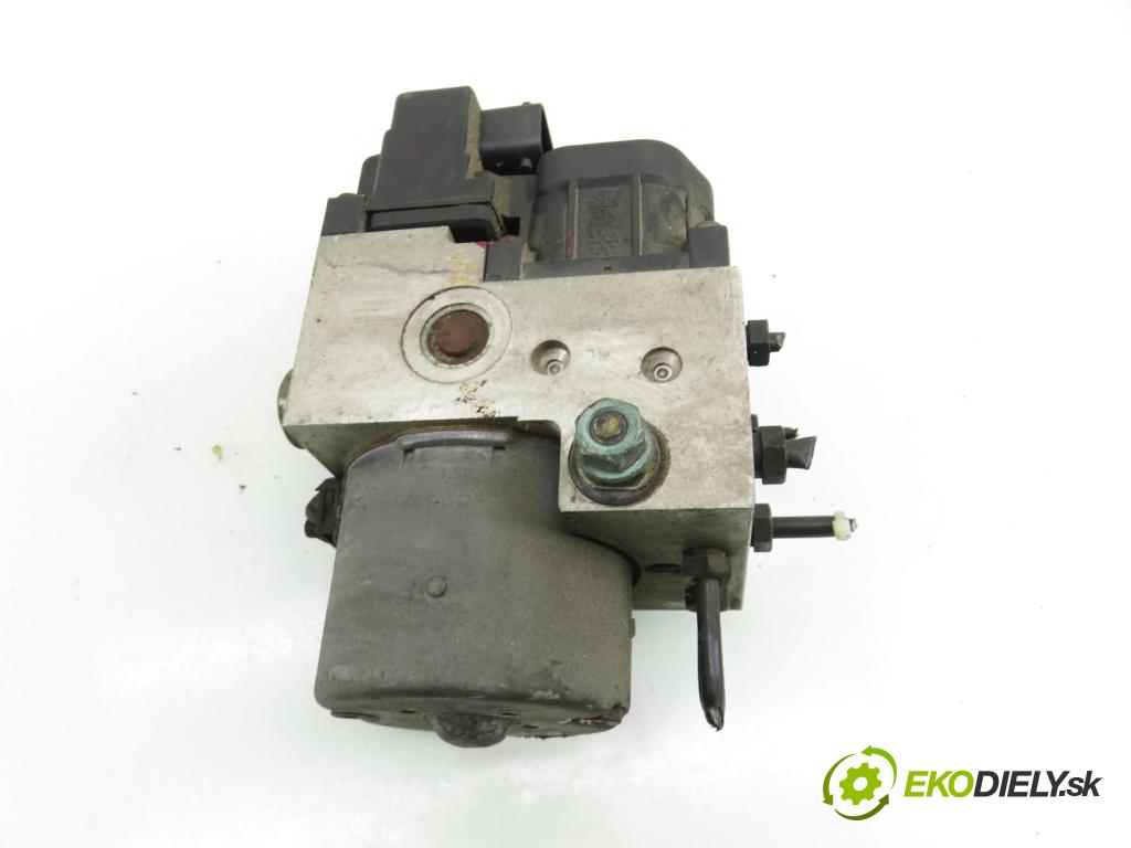 VW PASSAT B5 Variant (3B5) KOMBI 1999 92,00 1.8 20V 125 - ADR 1781,00 Pumpa ABS 8E0614111AB ; 0273004281 ; 0265216559 (Pumpa ABS)