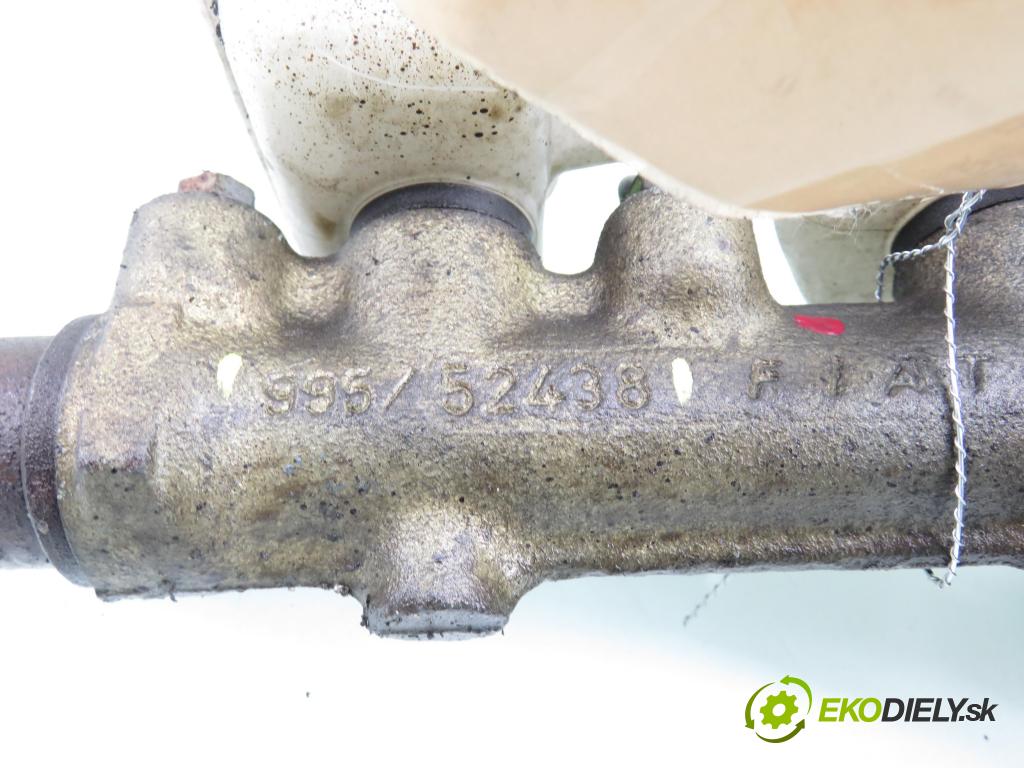 FIAT UNO (146_) HB 1993 42,00 1.0 57-146 C8.000 994,00 Posilovač 99552438 (Servočerpadlo)