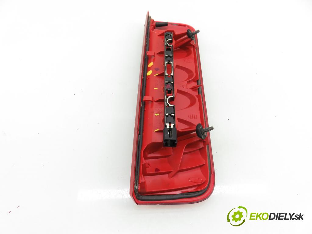PEUGEOT 207 SW (WK_) KOMBI 2007 88,00 1.6 16V - 5FW (EP6) 1598,00 svetlo bŕzd 9680158180 ; 89039754