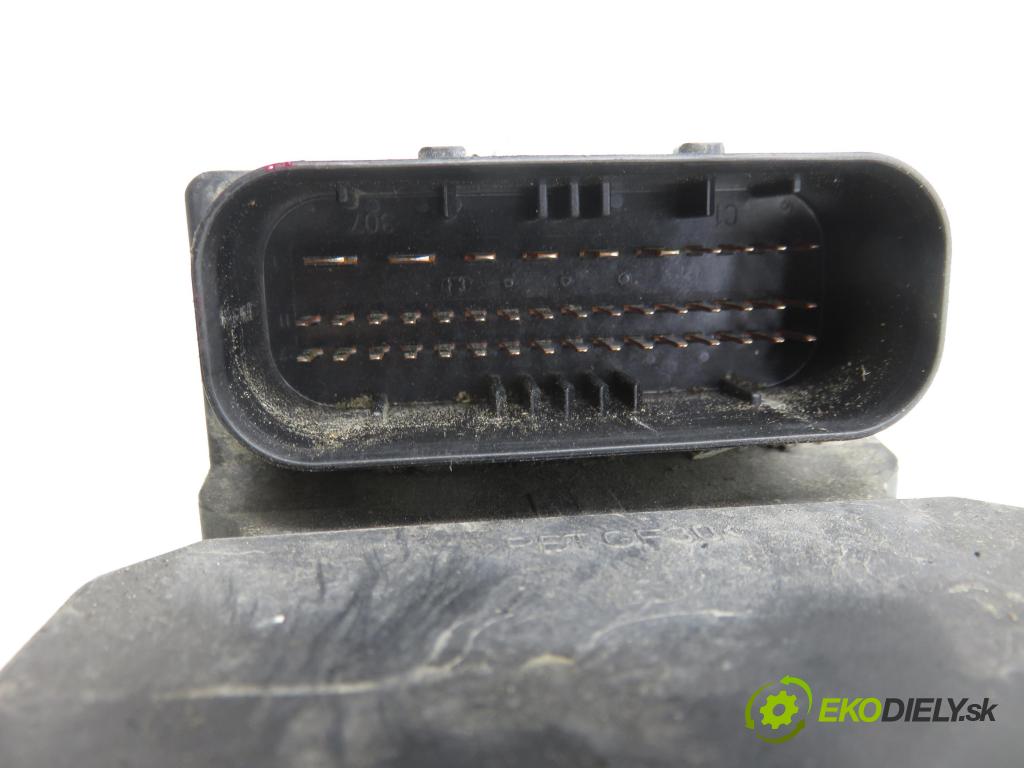 SEAT CORDOBA (6L2) SEDAN 2003 47,00 1.9 SDI - ASY 1896,00 Pumpa ABS 0265800003 ; 6Q0614117E ; 0265222006 (Pumpa ABS)