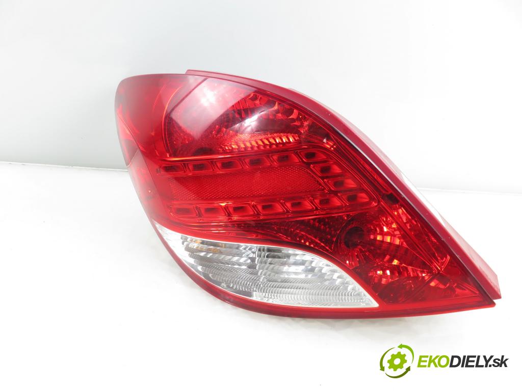 PEUGEOT 207 (WA_, WC_) HB 2008 55,00 1.4 - KFV (TU3A) 1360,00 Svetlo ľavé zadné VP9PFX13405A