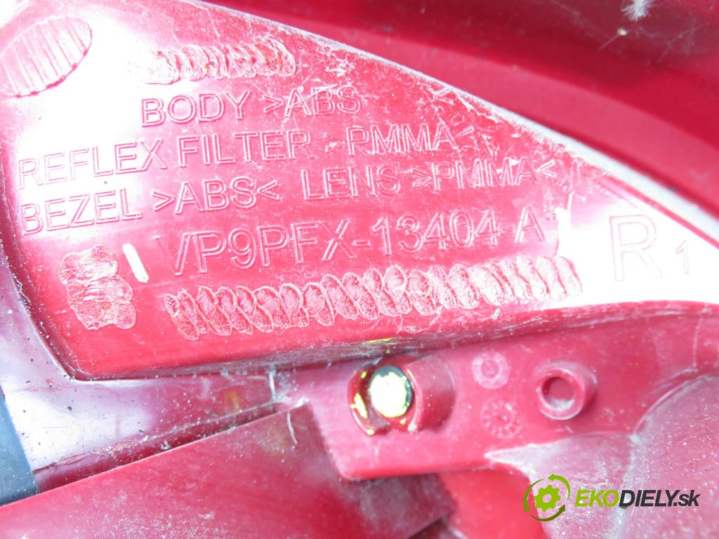 PEUGEOT 207 (WA_, WC_) HB 2008 55,00 1.4 - KFV (TU3A) 1360,00 Svetlo pravé zadné VP9PFX13404A