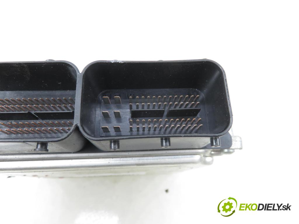 BMW X3 (E83) SUV 2005 110,00 2.0 i - N46 B20 B 1995,00 řídící jednotka motora 0261201159 ; 7561834