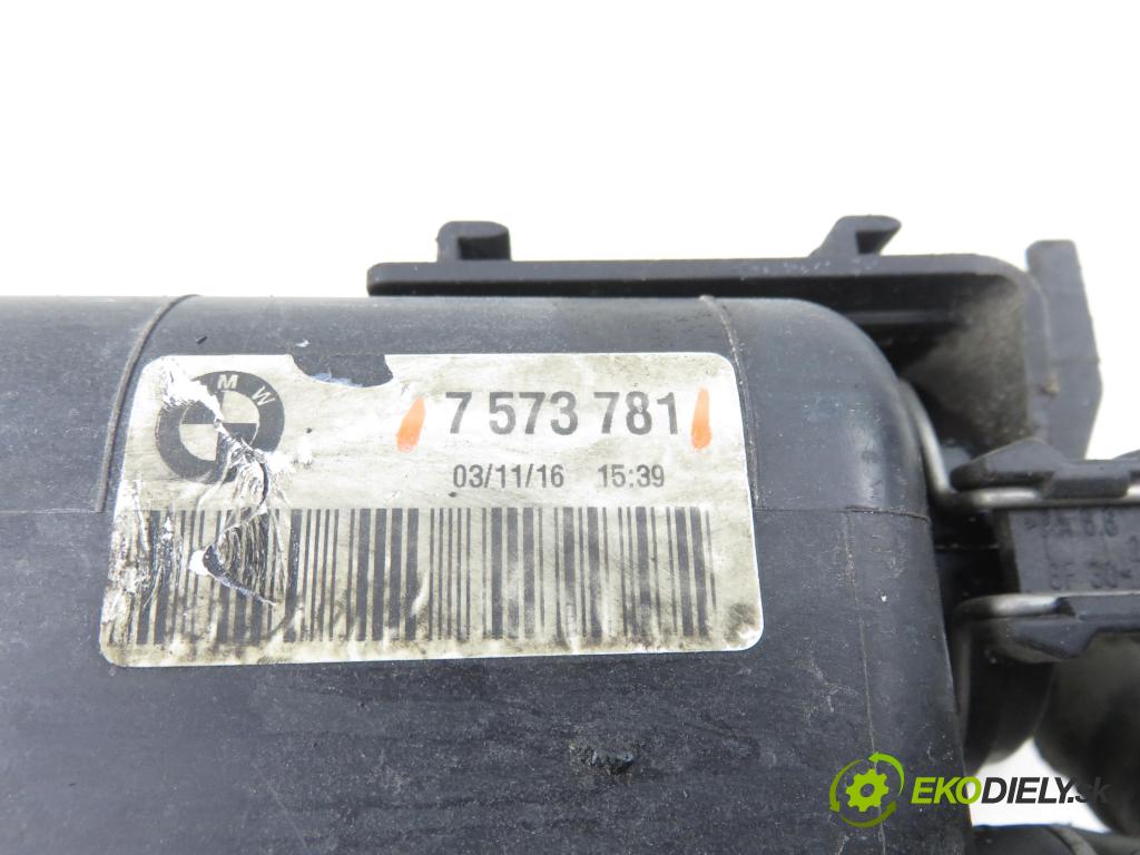 BMW X3 (E83) SUV 2005 110,00 2.0 i - N46 B20 B 1995,00 nádržka NÁHRADNÍ 7573781