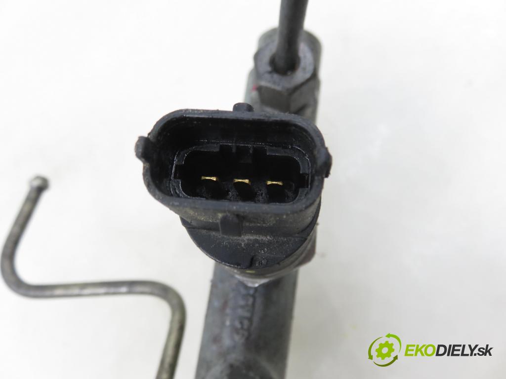 RENAULT SCENIC II (JM0/1_) MINIVAN 2003 88,00 1.9 dCi 120 - F9Q 812 1870,00 lišta vstřikovací 0445214024 ; 7700114017 ; 0281002405 (Vstřikovací lišta)