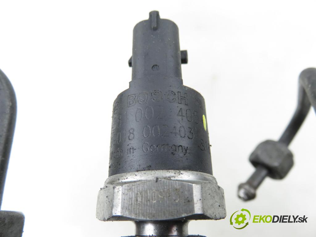 RENAULT SCENIC II (JM0/1_) MINIVAN 2003 88,00 1.9 dCi 120 - F9Q 812 1870,00 lišta vstřikovací 0445214024 ; 7700114017 ; 0281002405 (Vstřikovací lišta)