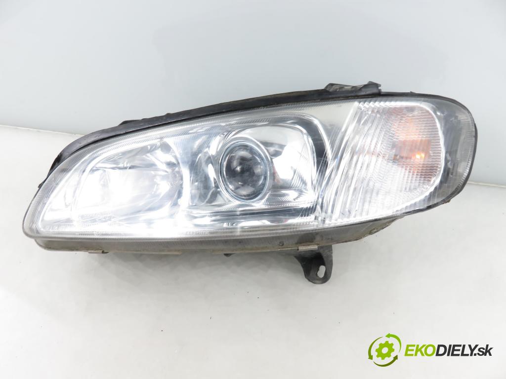OPEL OMEGA B Kombi (V94) KOMBI 1997 100,00 2.0 16V - X 20 XEV 1998,00 světlo LP