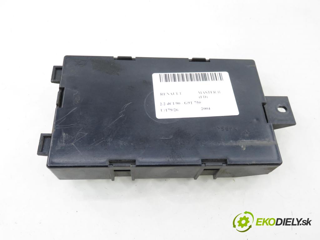 RENAULT MASTER II Skrzynia (FD) FURGON 2004 66,00 2.2 dCI 90 - G9T 750 2188,00 MODUL UCH-2 8200298946G