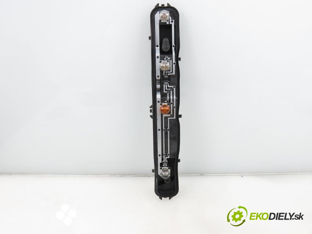 FORD TRANSIT Furgon FURGON 2014 114,00 2.2 TDCi - CVF5 2198,00 vložka svetla ľavy zadné BK3113N004AB